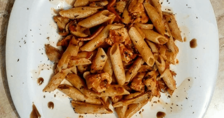 Pasta With Turkey Breast and Mushrooms