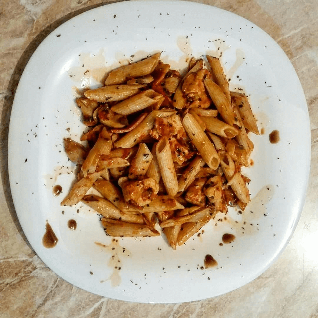 Pasta With Turkey Breast and Mushrooms